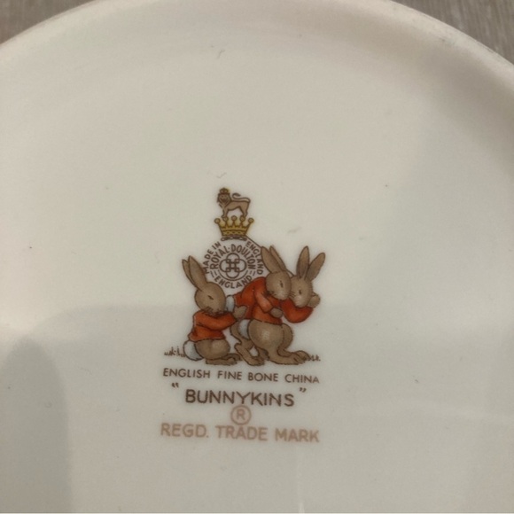 ROYAL DOULTON BUNNYKIN Fine Bone China Cereal Bowl Painter Motif - Picture 4 of 5